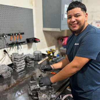 Luis R. - Technician